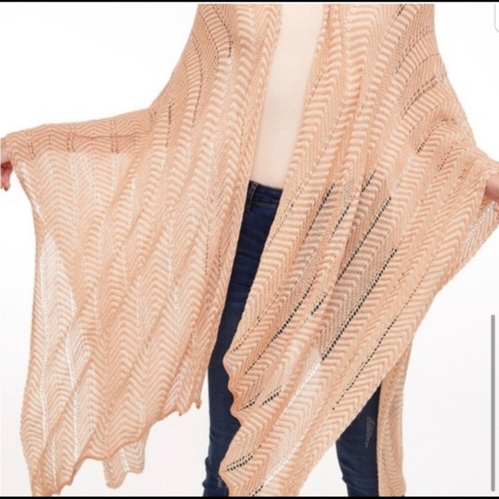 SOLD❤️New- Knit Apricot Shawl/ Open Cardigan - Picture 2 of 5